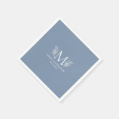 Witte monogram botanische bloem op blauw-grijs servet (Hoek)