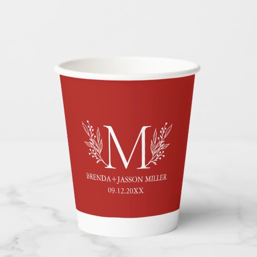 Witte monogram botanische bloem op bordeaux rood papieren bekers (Voorkant)