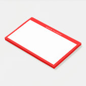 Witte monogram of naam op rode rand post-it® notes (Schuin)