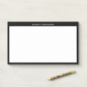 Witte monogram of naam op zwarte rand post-it® notes (Op bureau)