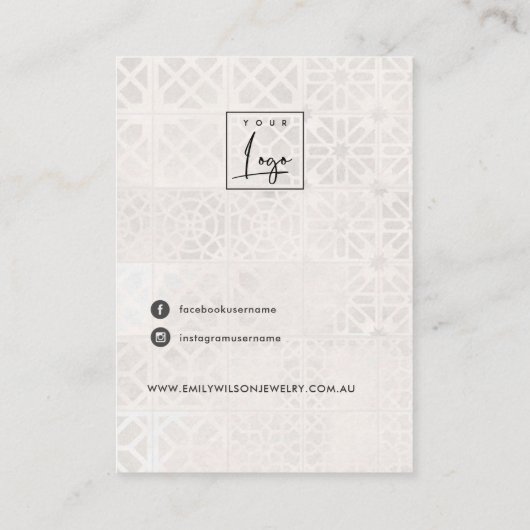 WITTE MOROCCAN TEGEL TEXTURE STUD EARRING DISPLAY VISITEKAARTJE (Achterkant)