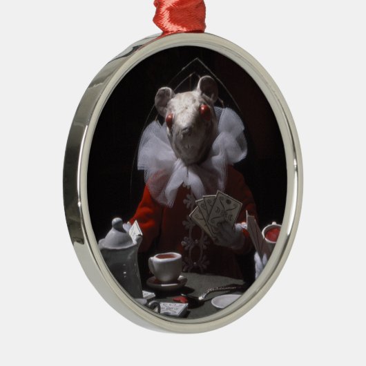 Witte muis van Bloed Thee en Rode String Metalen Ornament (Rechts)