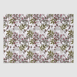 Witte munten bloemen rode bessen groene bladeren tissuepapier