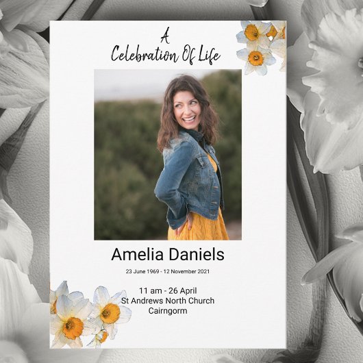 Witte narcis Viering van het Leven Fotokaart Aankondiging