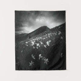 Witte narcissen bloemen in het donker wandkleed