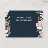 Witte Narcissus op Navy Wedding Enclosure Kaart (Achterkant)