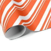 Witte Oranje Candy Cane Stripe Vakantie Cadeaupapier (Rol Hoek)