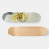 Witte Orchidee Bloem Skateboard (Horizontaal)