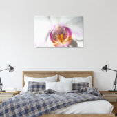 Witte orchidee met paarse en gele canvas afdruk (Insitu (Slaapkamer))