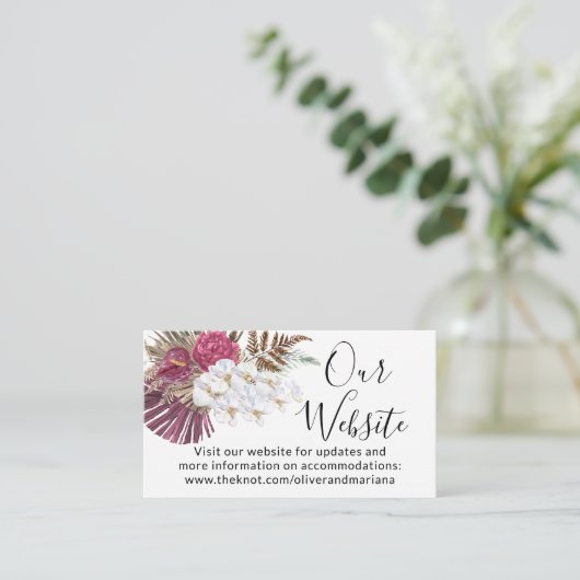 Witte Orchideeën Bordeaux Bloemige Trouwdag Informatiekaartje (Staand voorkant)