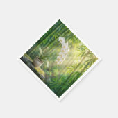 Witte orchideeën in bamboebos servet (Hoek)