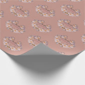 Witte orchideeën op de badge voor Moederdag Cadeaupapier (Hoek)