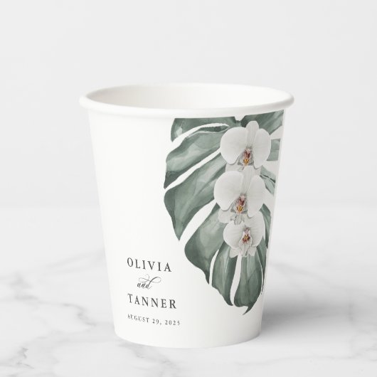 Witte orchideeën op Tropische bruiloft in Monstera Papieren Bekers (Voorkant)