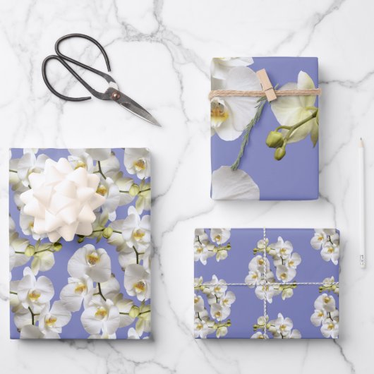 Witte orchideeën periwinkle blauw lavendel inpakpapier vel (Voorkant)