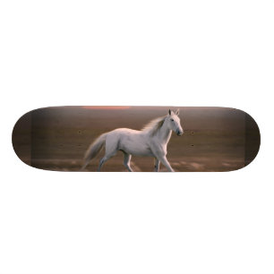 Witte paard persoonlijk skateboard