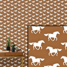 Witte Paarden op Bruin Behang