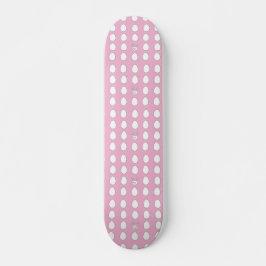 Witte paaseieren in roze persoonlijk skateboard