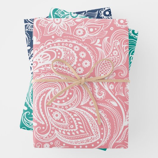 Witte  paisleypatronen inpakpapier vel (In situ)