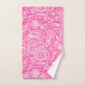 Witte paisleypatroon op roze achtergrond bad handdoek (Handdoek)
