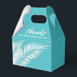 Witte palmbomen op turquoise feestgunsten dozen bedankdoosjes<br><div class="desc">Feestfavorietdozen met witte palmbladeren op een turquoise achtergrond. Perfect voor elke viering,  verjaardagsfeest,  bruidsuitnodiging,  verlovingsfeest,  pensioenfeest,  bruiloft en meer. Klik op AANPASSEN om de achtergrondkleur te wijzigen,  de lettertypen en om tekst toe te voegen. Zie uitnodigingen en OVERIJKOMSTIGE items in onze winkel ---> http://bit.ly/2UyWIVj <---</div>