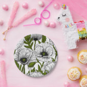 Witte papaver op wit papieren bordje (Feest)