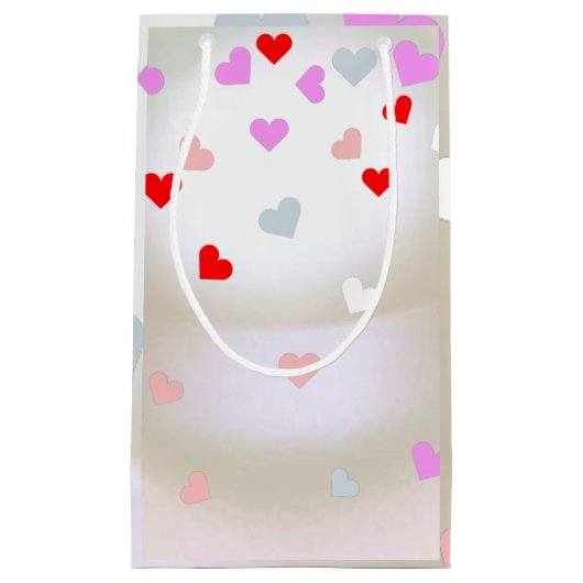 Witte Parel Effect met harten  Klein Cadeauzakje (Voorkant)
