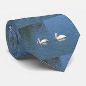 witte pelikanen op blauw stropdas (Opgerold)