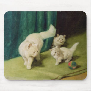 Witte Perzische kat met twee Kittens Muismat