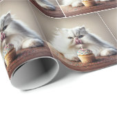 Witte Perzische kat met verjaardagscupcake Cadeaupapier (Rol Hoek)