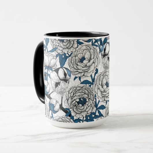 Witte pinda's en blauwe stifvogels mok (Voorkant links)