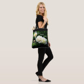 Witte Pioen Trio, 1 Thessalonicenzen 5:17-18 Tote Bag (Op model)