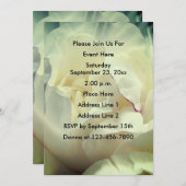 Witte pioenroos bloemblaadjes uitnodiging (Voorkant / Achterkant)