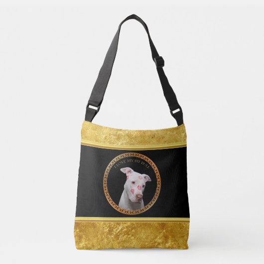 Witte pitbull met rode kussen over zijn gezicht. crossbody tas (Voorkant)
