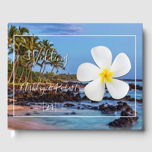 Witte Plumeria Bloem met Tropisch Strand, Bruiloft Gastenboek (Voorkant)