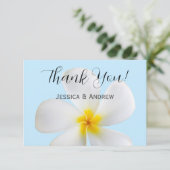 Witte Plumeria op Blauw, Tropisch, Bloemmotief Bedankkaart (Staand voorkant)