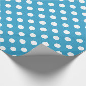 Witte poka Dots op Peacock Blue Background Cadeaupapier (Hoek)