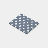 Witte polakkruisen op blauw-grijs post-it® notes (Schuin)