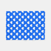 Witte polka-harten op blauw fleece deken (Voorkant (Horizontaal))