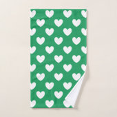 Witte polka harten op Kelly green Bad Handdoek (Handdoek)