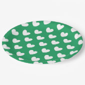 Witte polka harten op Kelly green Papieren Bordje (Gekanteld)