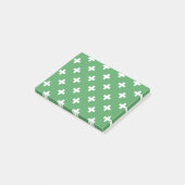 Witte polka kruist groen post-it® notes (Schuin)