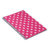 Witte polka kruist op fuchsia notitieboek (Rechterzijde)