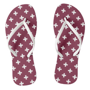 Witte polka kruist op moerbei teenslippers