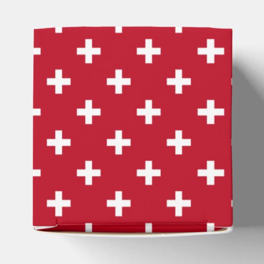 Witte polka kruist op rood bedankdoosjes (Bovenkant)