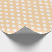 Witte polka-stippen op beige cadeaupapier (Hoek)