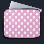 Witte polka stippen op bleek roze laptop sleeve<br><div class="desc">Witte polka stippen op bleek roze</div>