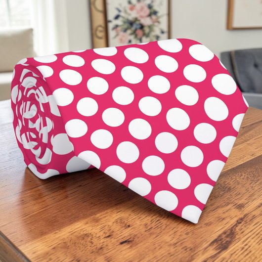 Witte polka stippen op hete roze maatwerk stropdas