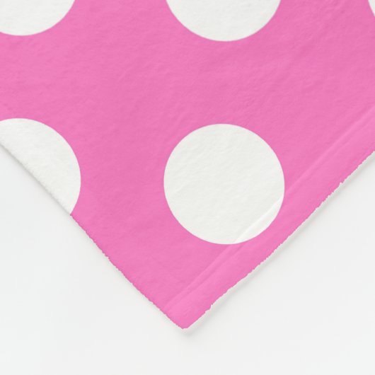 Witte polka stippen op roze fleece deken (Hoek)