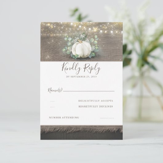 Witte Pompoen Rustiek Land Bruiloft RSVP (Staand voorkant)