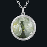 Witte pony's zilver vergulden ketting<br><div class="desc">klassieke romantische peonies - foto van H Cooper</div>